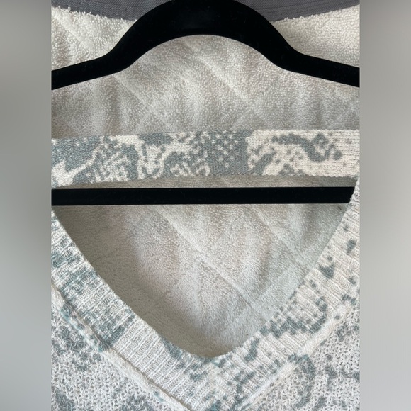 NWOT POL Snake Print Sweater - Picture 4 of 5